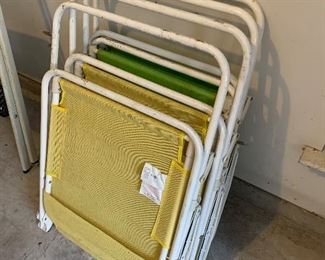 Folding lawnchairs