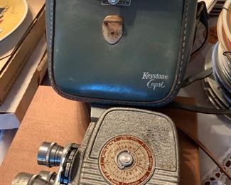 Vtg Keystone Capri movie camera in case