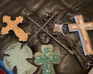 Cross wall decor