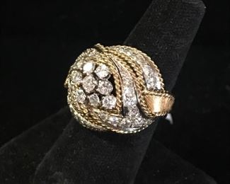 18kt Vintage diamond cocktail ring made in Italy.