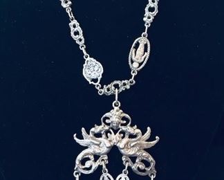 Sterling necklace in style of Peruzzi (close up of pendant and links in preceding photo)