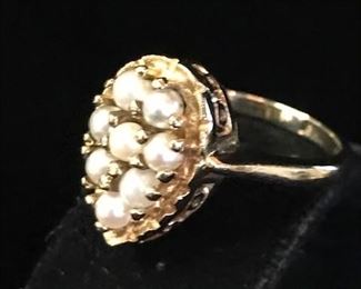 Pearl and 10K gold ring