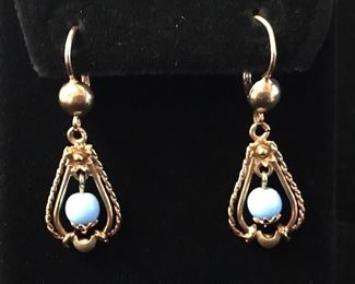 18kt gold and turquoise earrings.