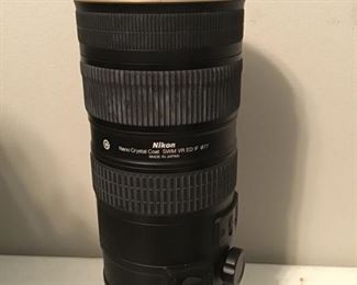 Nikon 28 – 200 Lens