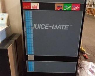 Juice Mate Model FMR1 Vending Machine