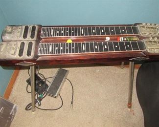 better photo of steel guitar