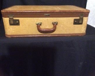 Amelia Earhart suitcase