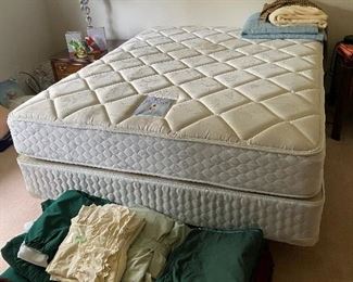 Very clean Queen bad, Simmons. Had mattress pad on. $250
