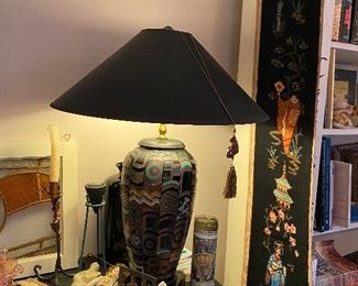 Beautiful lamp. Has a southwestern look