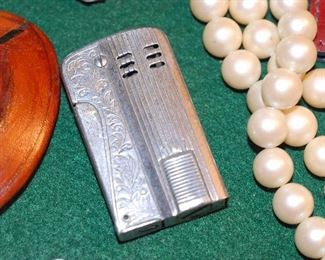 Lighter marked "Made in Occupied Japan."