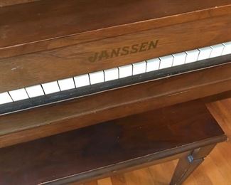 Janssen Piano