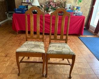 Antique solid oak chairs 6 in set one chair with arms. I have only seen this style one time on eBay. My parents got these chairs from a family in Michigan that was over 60 years ago. I think they maybe 80 to over 100 years old.