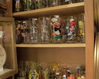 Vintage Pepsi collector glasses....Batman...Superman....Aquaman.....Road Runner..Taz Bugs and many others....These are the real deal glasses !