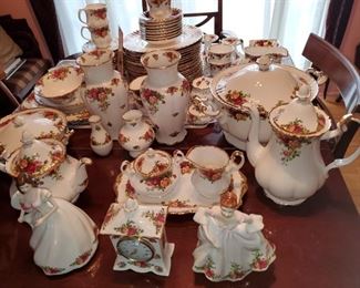 Royal Albert - " OLd Country Roses" lots & lots of rare pieces....
