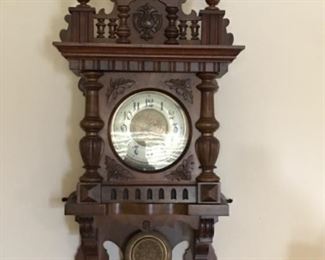 Antique clocks, I am not a clock expert. I attempted to get this clock running. The key is there, and it ran for about an hour and even chimed. I think it may be out of balance.