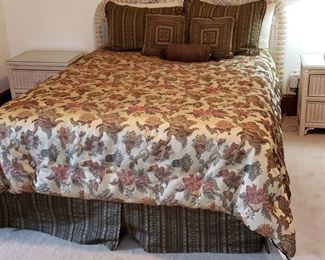 Lexington Henry Link wicker queen bed