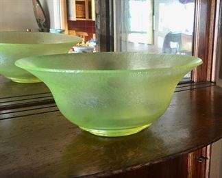 Large Vaseline Glass Bowl
