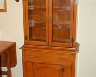 Beautiful vintage china cabinet/cupboard!