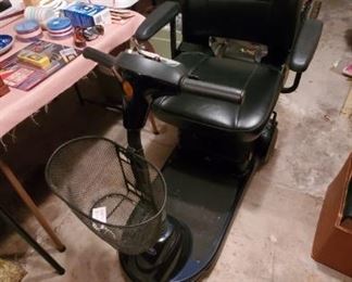 Excellent condition battery-powered scooter with charger