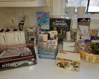 Kitchen ware, Kitchen gadgets, Kitchen serving pieces