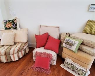 Designer decorator pillows, Henredon Hassock, Hancock and Morre ottoman