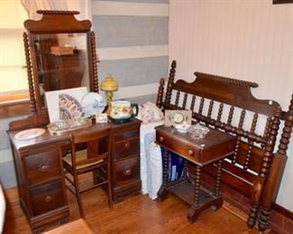 antique spindle bedroom set - vanity w/mirror, 1 drawer stand, full size bed & dresser