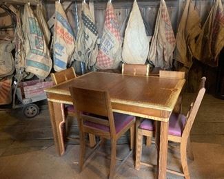 Vintage Art Deco dining room set with 4 chairs