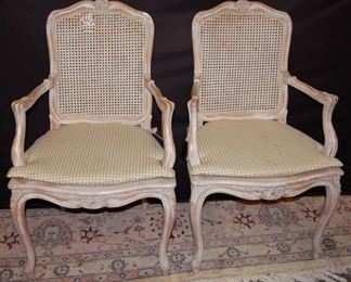 Set of 6 Dining Chairs, 2 Arms & 4 sides