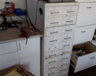 Nice vintage metal storage chest with deep drawers. Contents include:
Plumbing fittings: brass , copper and steel
Electrical supplies