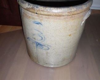 Small Crock, as-is condition. Has some cracks