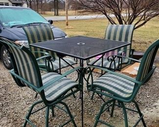 Bar Height Wrought Iron Table with 4 Chairs