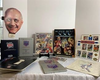 NFL, NBA, MLB Sports Memorabilia
https://ctbids.com/#!/description/share/331110