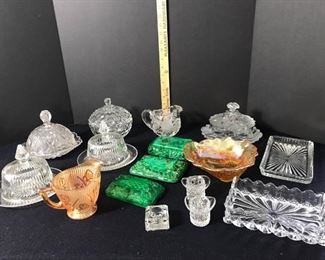 Assorted glassware https://ctbids.com/#!/description/share/331134