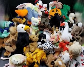 50 TY Beanie Babies Variety Collection https://ctbids.com/#!/description/share/331161