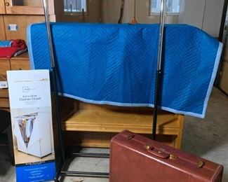 Clothes Closet and Samsonite Suitcase https://ctbids.com/#!/description/share/331182