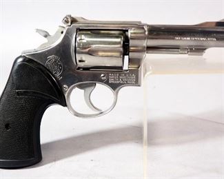 Smith & Wesson Model 67 .38 S&W Special 6-Shot Revolver SN# 3K68204, With Additional Wood Grips