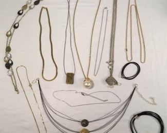 Gold Toned & Silver Toned Necklaces (12Pcs) https://ctbids.com/#!/description/share/329126