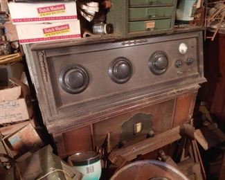 Old Tube Radio