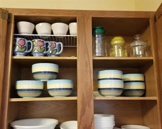 Dishes, bowls, mugs