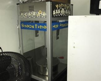 2 Popcorn Machines