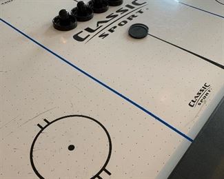 Claassic Air Hockey Table
