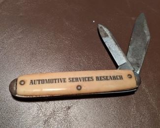 Vintage Ad Knife