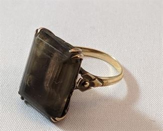 14K Gold Ladies Ring(8 Grams)