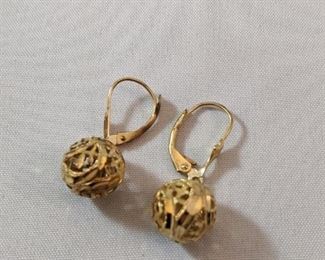 14K Gold Earrings(3 Grams)