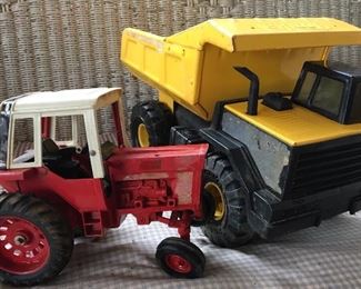 Vintage metal Tonka and tractor