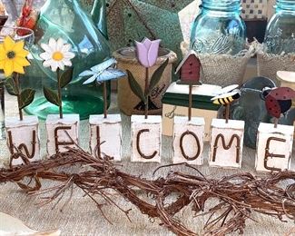 Wooden WELCOME floral blocks 