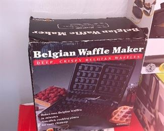 Belgina Waffle Maker