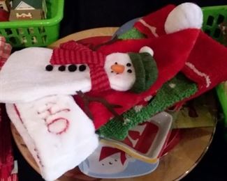 Decorative & Miscellaneous Christmas & Holiday Items