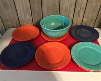 Colorful dishes 