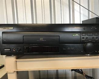 Pioneer CLD-D503 Laser Disc Player